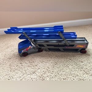 🚘 Hot Wheels Car Hauler 🚙